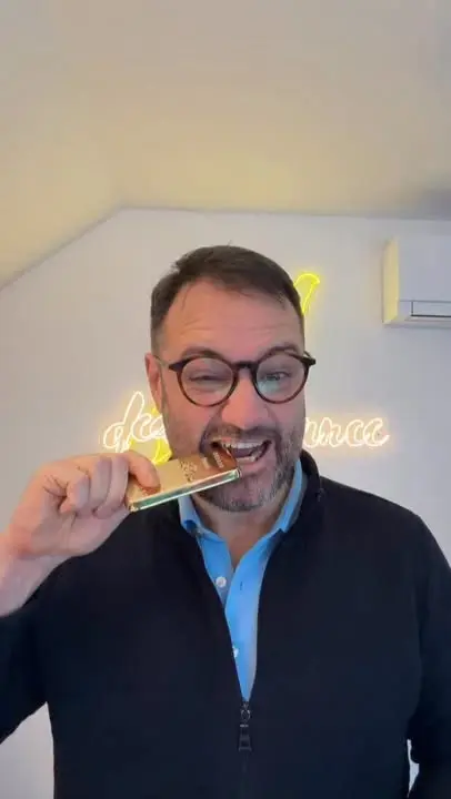 Unerwarteterweise haben sich extrem viele für das Seminar angemeldet. Deshalb muss ich von Zoom auf Teams umstellen. Also am Freitag wird es mit Microsoft Teams stattfinden um 19:30 Uhr. Es sind noch Plätze frei gerne anmelden: https://deaffinance.de/webinar-anmeldung/