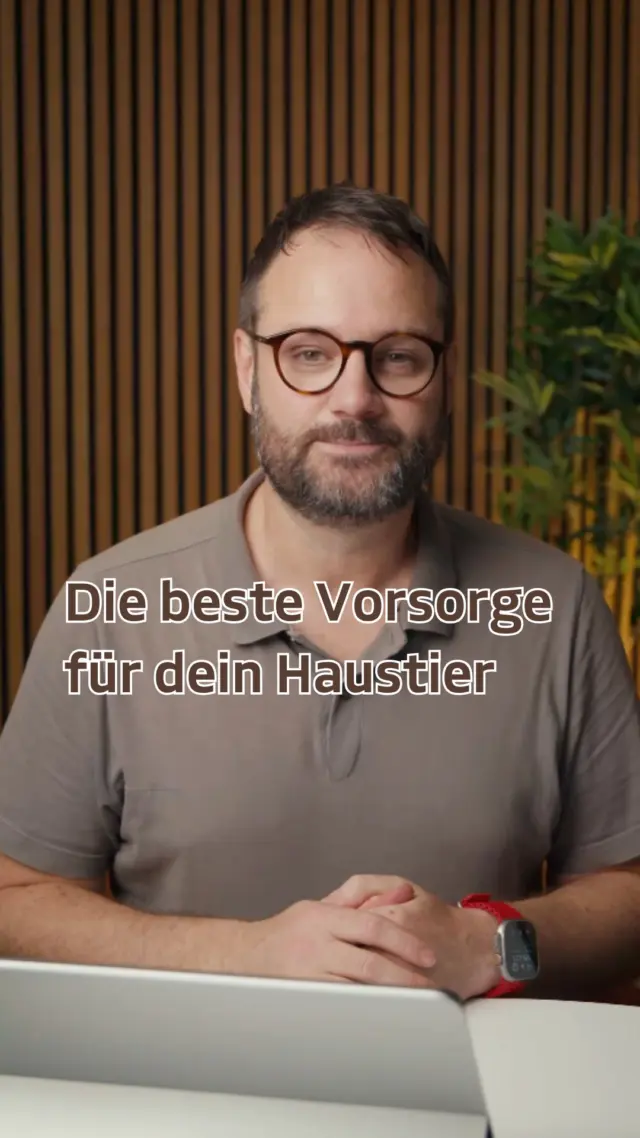 Wenn dein Tier plötzlich krank wird, zählt nur eins: schnelle Hilfe.🐾 

Doch genau dann kommt oft der nächste Schock: die Kosten.
Operationen, Medikamente, Behandlungen … da sind schnell mehrere tausend Euro weg.
Ich habe selbst erlebt, wie wichtig eine Tier-OP-Versicherung sein kann.
Ohne Absicherung kann so eine Situation nicht nur emotional, sondern auch finanziell extrem belastend werden.

Mit der richtigen Vorsorge hast du dagegen die Sicherheit:
Dein Tier bekommt die beste Behandlung, ohne dass du dir Sorgen um das Geld machen musst. 
Egal ob Hund, Katze oder Pferd – eine gute Absicherung ist heute wichtiger denn je.

Möchtest du wissen, wie du deinen Vierbeiner rundum gut absicherst? 
Schreibe ein Ohr 👂 in die Kommentare oder melde dich direkt bei mir.

#Tierliebe #Hund #Katze #Pferd #Tierversicherung #Finanzen #Absicherung #Gebärdensprache #Gehörlose #deaf #deaffinance #Gehörlosencommunity #barrierefreieberatung #dgs #Coda #barrierefreieberatung