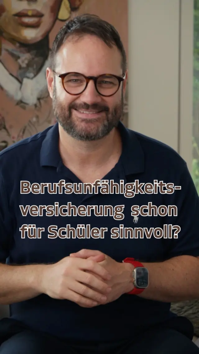 Berufsunfähigkeitsversicherung? Schon für Schüler sinnvoll! 🛡️

Viele Eltern denken bei Versicherungen erst später an ihre Kinder.
Dabei lohnt es sich gerade hier, früh anzufangen!
Denn schon für 7 - 15 € im Monat kannst du deinem Kind einen starken Schutz für die Zukunft sichern. 

Warum das so wichtig ist?
Mit der Zeit wird es oft schwieriger:
-Beiträge steigen
-Vorerkrankungen können ein Problem werden
-bestimmte Berufe werden später deutlich teurer
Wer früh startet, sichert sich dagegen langfristig gute Konditionen - oft bis zum Rentenalter!

Und das Beste:
Dein Kind ist schon abgesichert, bevor es überhaupt ins Berufsleben startet.
Aus meiner Erfahrung wird dieses Thema oft unterschätzt, dabei kann es später entscheidend sein.

Möchtest du wissen, wie du dein Kind für die Zukunft absicherst? Kommentiere mit 👂 oder schick mit eine PN! 

#Berufsunfähigkeit #Kinder #Absicherung #Finanzen #Vermögensaufbau #Gebärdensprache #Gehörlose #deaf #deaffinance #Gehörlosencommunity #barrierefreieberatung #dgs #Coda #BU-Versicherung #Berufsunfähigkeitsversicherung #Vorsorge
