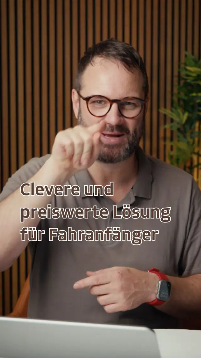 Glückwunsch, der Führerschein ist geschafft! 🚗🎉
Ein großer Schritt für dein Kind… aber für dich als Elternteil kann es jetzt schnell teuer werden.
Denn: Sobald Fahranfänger mitversichert sind, kann die Kfz-Versicherung plötzlich deutlich steigen: bis zu 1.500 € mehr im Jahr sind keine Seltenheit! 
Aber das muss nicht sein. 
Mit dem Young & Drive Tarif gibt es eine clevere Lösung:
- Dein Kind bleibt flexibel und kann verschiedene Familienautos nutzen 
- Kein eigenes Auto notwendig – trotzdem jederzeit mobil
- Besonders günstige Konditionen für junge Fahrer
- Und das Beste: Schon zwischen 18 und 29 Jahren kann dein Kind einen eigenen Schadenfreiheitsrabatt aufbauen
So wird der Einstieg ins Autofahren deutlich entspannter, für dich und dein Kind. 
Extra stark: Es gibt natürlich auch einen gehörlosen-Rabatt 😉 
Ich zeige dir gerne, wie du die Kosten im Griff behältst und gleichzeitig die besten Vorteile nutzt.
Interesse? Schreib einfach 🦻in die Kommentare, dann melde ich mich bei dir!

#FinanzenImGriff #Führerschein #KFZVersicherung #YoungAndDrive #Vermögensaufbau #Gehörlose #Finanzberatung #deaf #deaffinance #Gebärdensprache #Coda #barrierefreieberatung #Geldmanagement #Familie #Autofahren